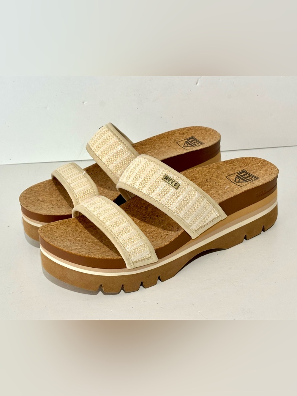 Reef Cushion Vista Higher Sandal Slide on Flip Flop Size 9.5 EUC - Picture 6 of 10